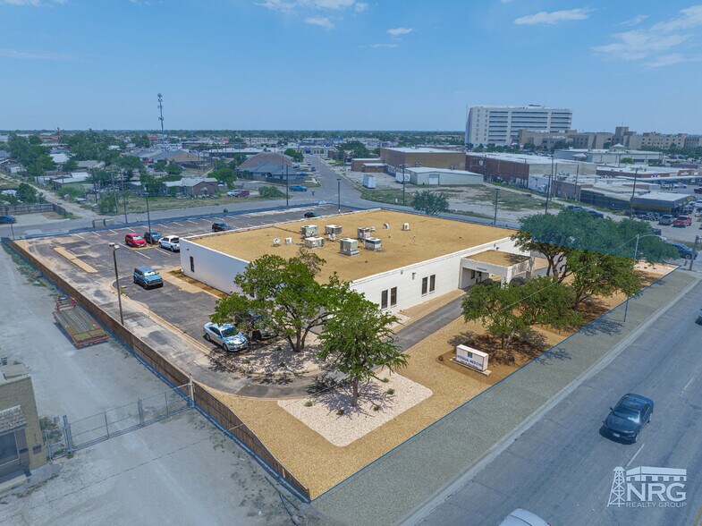 More Photos Of 2402 W Wall St, Midland Medical For Lease