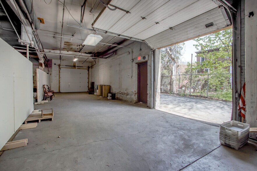 More Photos Of 24 Johnes St, Newburgh Light Manufacturing For Lease