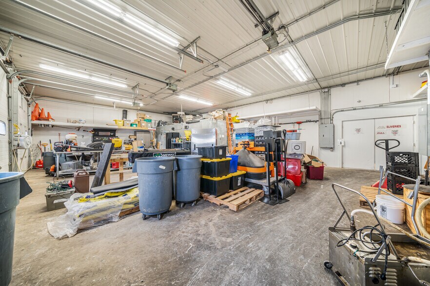 More Photos Of 3177 French Rd, De Pere Restaurant For Sale