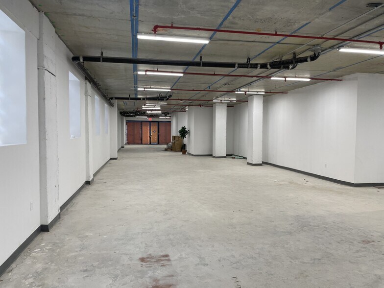 More Photos Of 150-15 Barclay Ave, Flushing Apartments For Sale