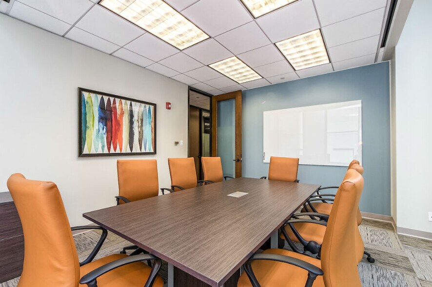 More Photos Of 11720 Amber Park Dr, Alpharetta Coworking Space