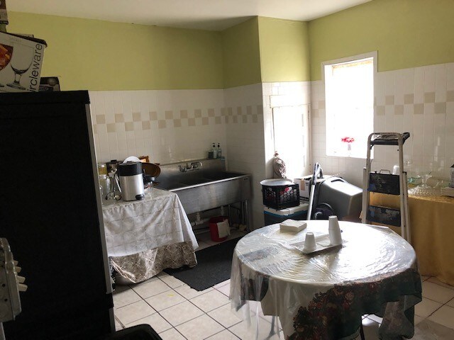 More Photos Of 45 Ferry St, South River Religious Facility For Lease