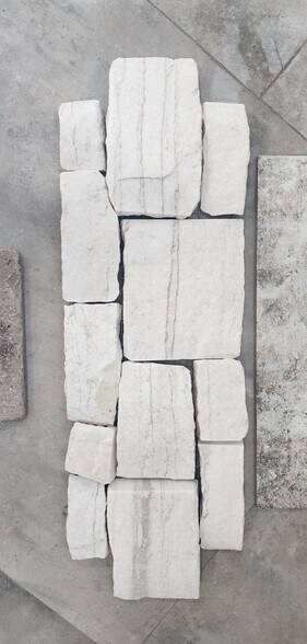 More Photos Of 5966 N Santa Monica Blvd, Whitefish Bay Storefront Retail Office For Sale