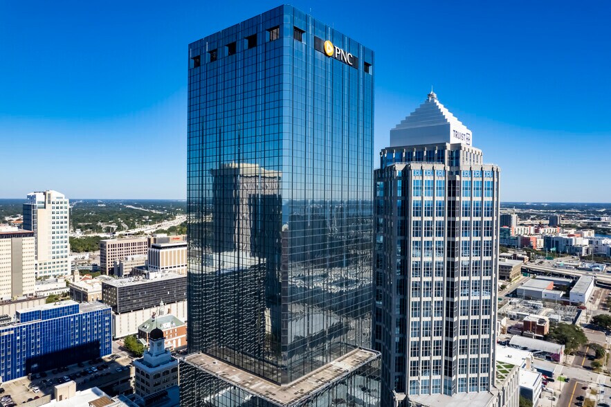 Primary Photo Of 201 N Franklin St, Tampa Office For Lease