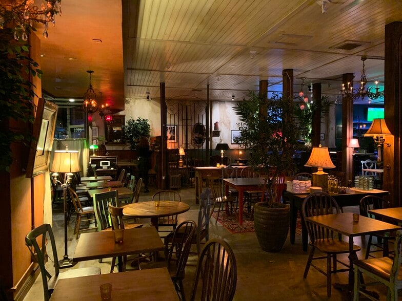 More Photos Of 1076-1080 S Fairfax Ave, Los Angeles Restaurant For Sale