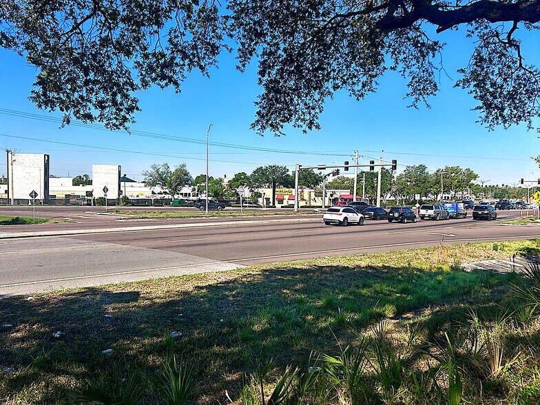 More Photos Of 103 Us-301 Blvd W, Bradenton Fast Food For Sale