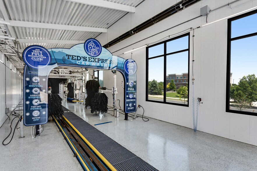 More Photos Of 2501 46th Ave, Greeley Carwash For Sale