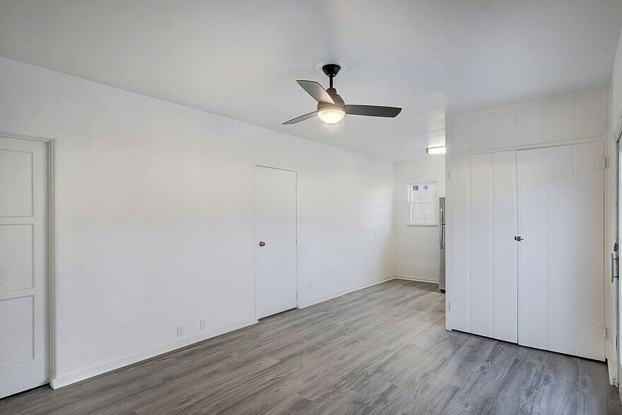 More Photos Of 1147 24th St, Santa Monica Apartments For Sale