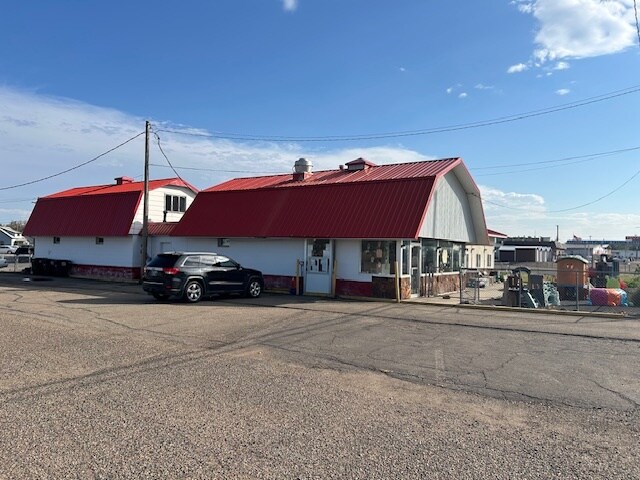 More Photos Of 2210 Valley Dr E, Miles City Storefront Retail Residential For Sale