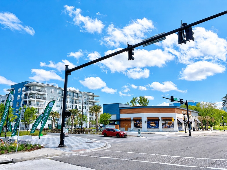 Primary Photo Of 1 Riverside Ave, Jacksonville Freestanding For Lease