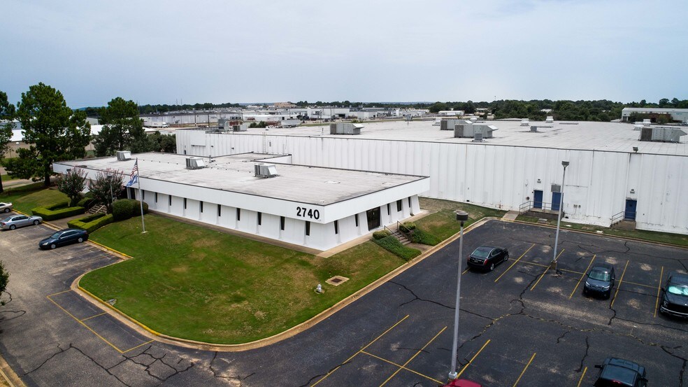 More Photos Of 2740 Gunter Park Dr W, Montgomery Manufacturing For Lease