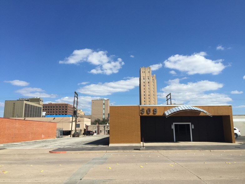 More Photos Of 309 Hickory St, Abilene Office For Lease