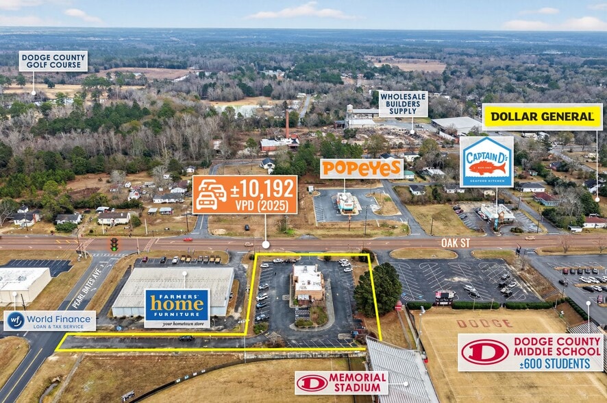 More Photos Of 6121 Oak St, Eastman Restaurant For Sale