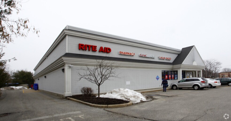 More Photos Of 430 Sabattus St, Lewiston General Retail For Sale