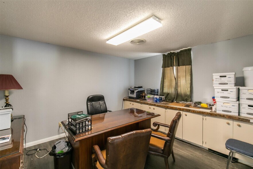 More Photos Of 434 Jefferson St E, Sulphur Springs Religious Facility For Sale