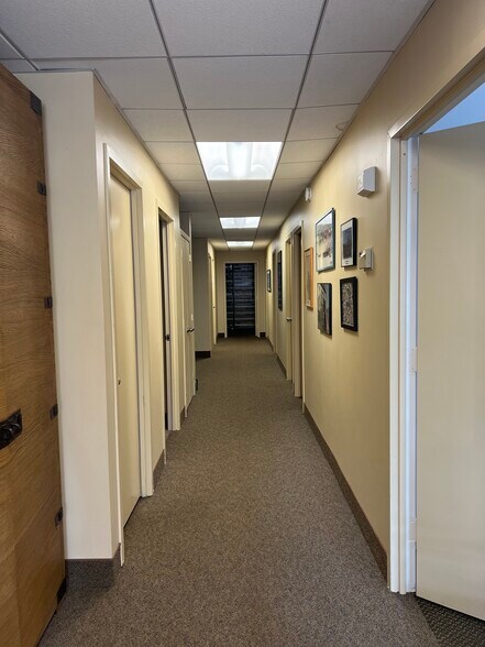 More Photos Of 230 New York Ave, Huntington Office For Lease