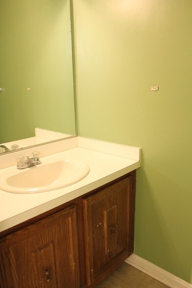 More Photos Of 11303-11327 Amherst Ave, Wheaton Office Residential For Sale