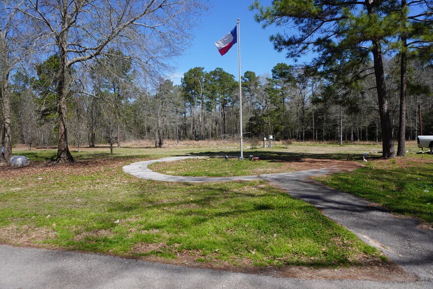 More Photos Of 000 Coon Hollow RD, Conroe Trailer Camper Park For Sale