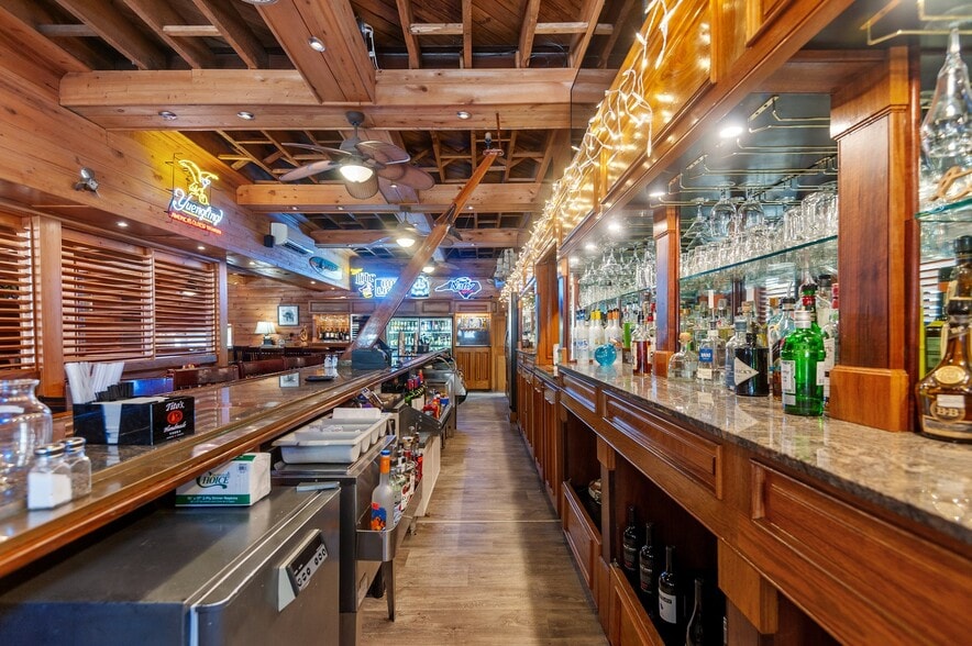 More Photos Of 226 Pamlico St, Belhaven Restaurant For Sale