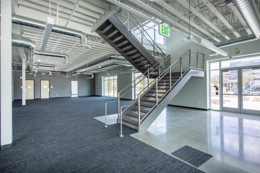 More Photos Of 5757 Plaza Dr, Cypress Unknown For Lease
