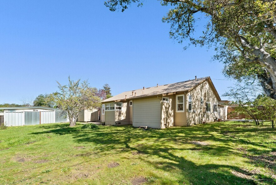 More Photos Of 420 Capitola Road Ext, Santa Cruz Apartments For Sale
