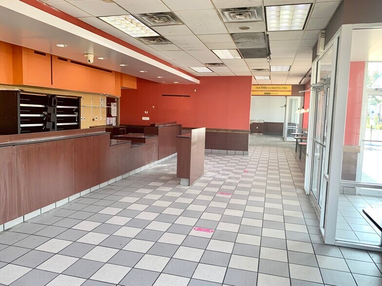 More Photos Of 1989-2001 Springfield Ave, Maplewood Freestanding For Sale