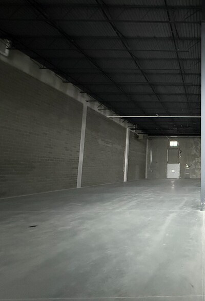 More Photos Of 85 Inspire Blvd, Brampton Warehouse For Sale