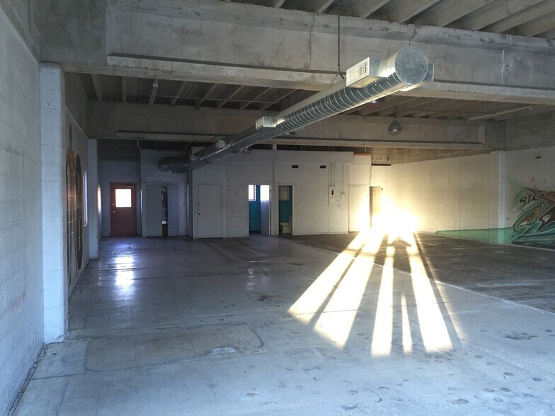 More Photos Of 1308 S Peoria Ave, Tulsa Unknown For Lease