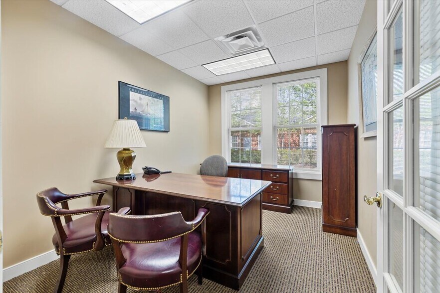 More Photos Of 11533 Nuckols Rd, Glen Allen Medical For Sale