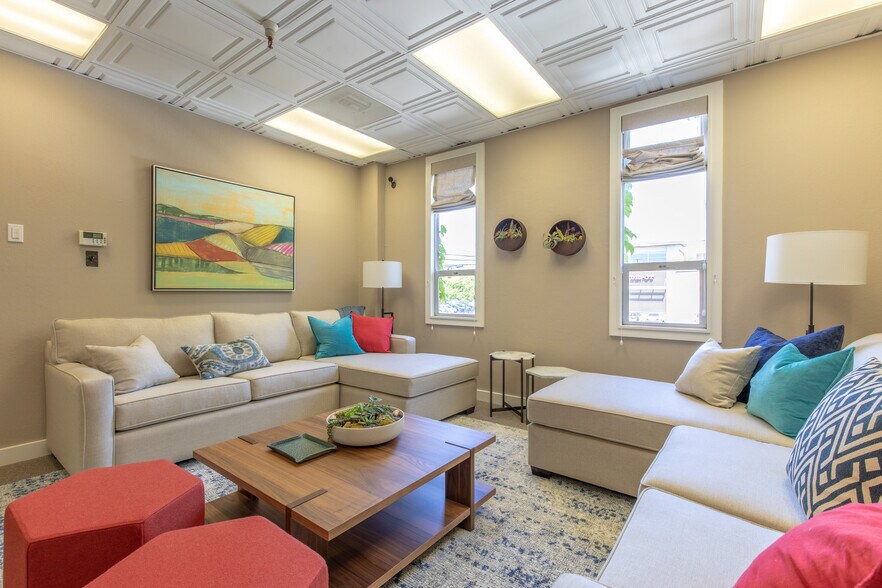 More Photos Of 1308 9th St, Berkeley Warehouse For Lease