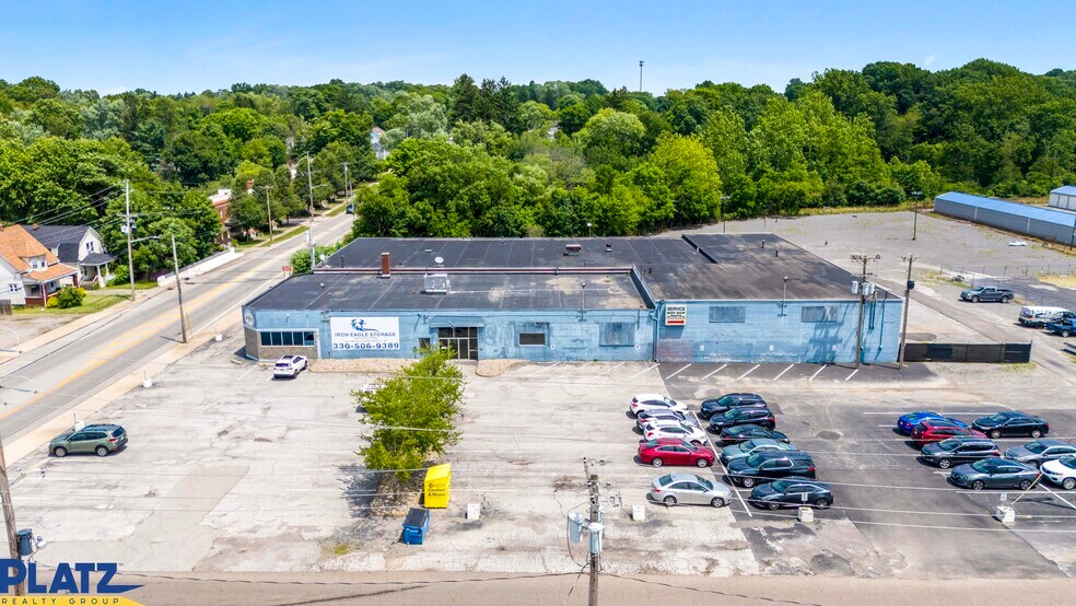 More Photos Of 125 E Liberty St, Hubbard Auto Dealership For Sale