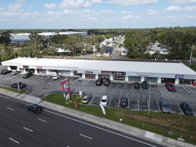 More Photos Of 12807 W Hillsborough Ave, Tampa Storefront For Sale