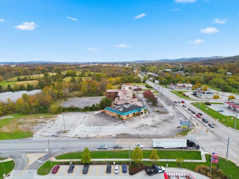 More Photos Of , New Oxford Unknown For Sale