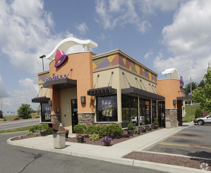 More Photos Of 444-470 Route 211 E, Middletown Unknown For Lease