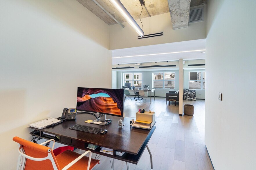 More Photos Of 605 Lincoln Rd, Miami Beach Office Residential For Lease