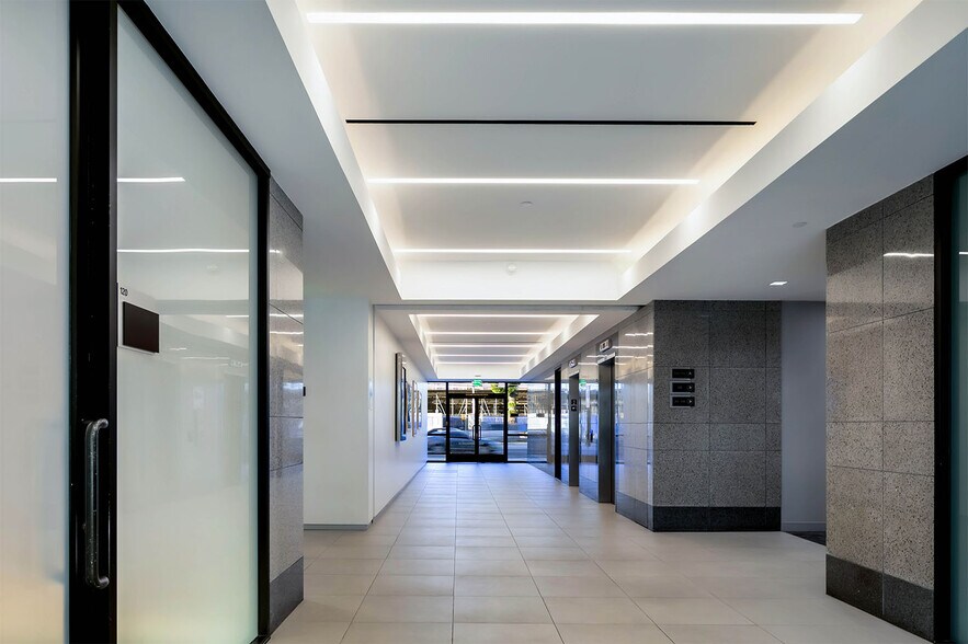 More Photos Of 6345 Balboa Blvd, Encino Office For Sale