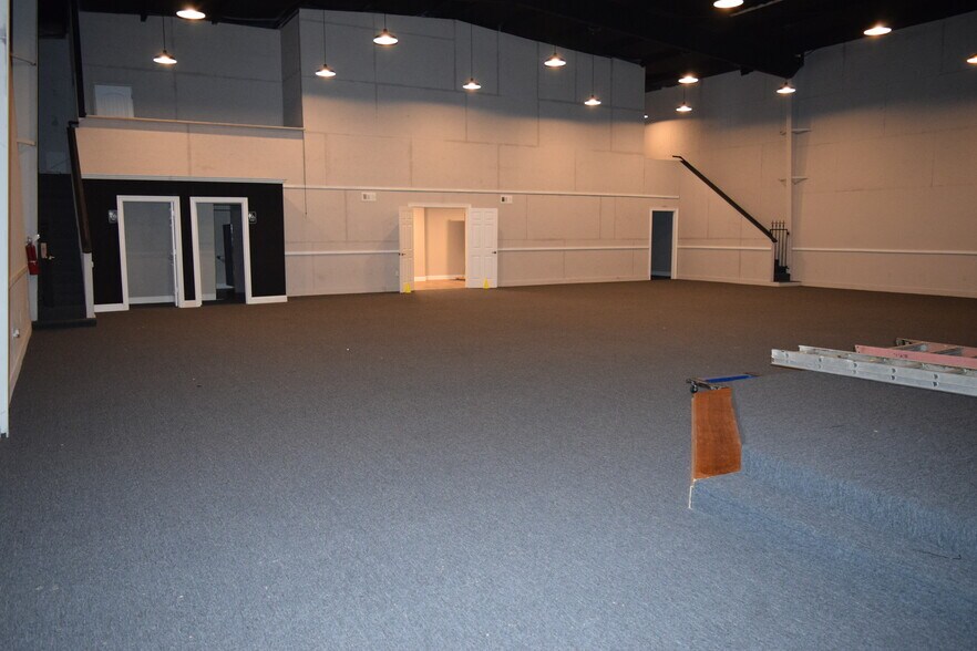 More Photos Of 37092 Miller Rd, Prairieville Industrial For Lease