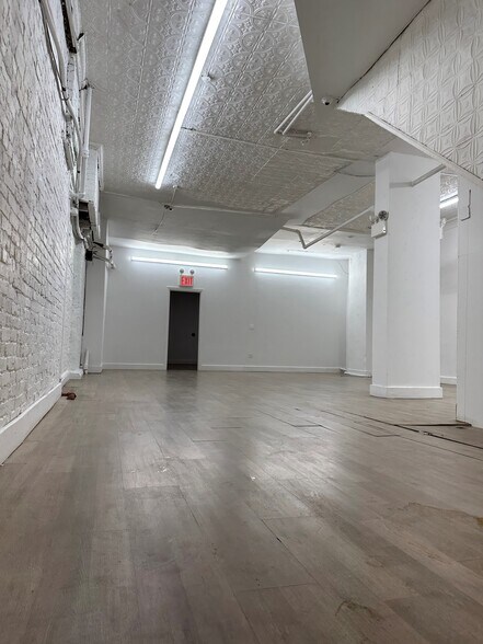 More Photos Of 93 Allen St, New York Apartments For Lease