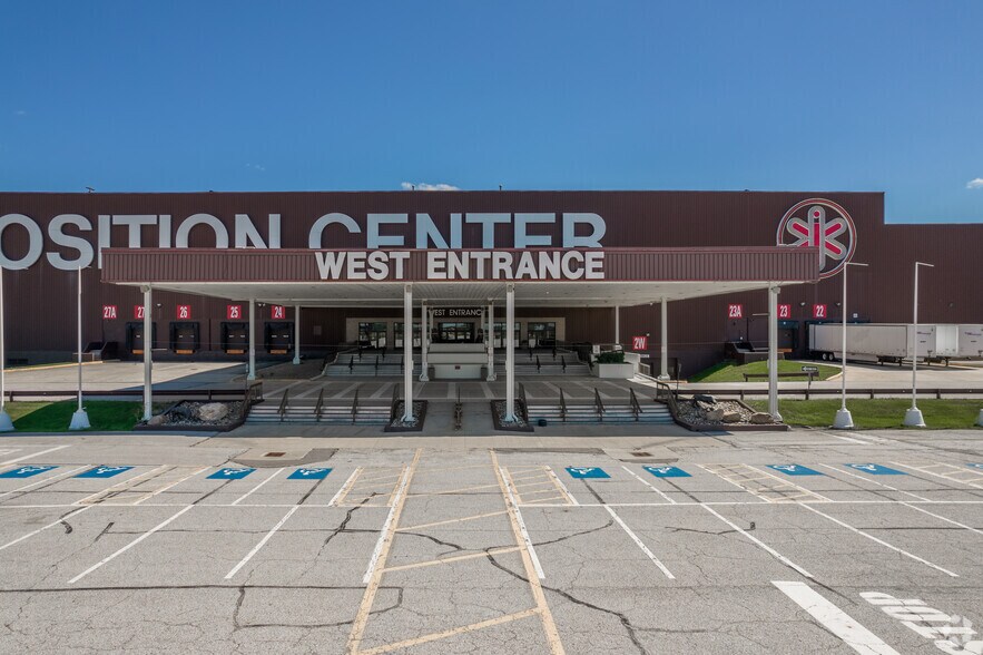 More Photos Of 6200 Riverside Dr, Cleveland Warehouse For Lease