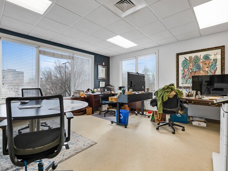 More Photos Of 77 Central Ave, Asheville Office For Sale