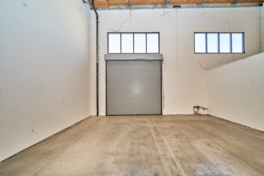 More Photos Of 1773 W San Bernardino Rd, West Covina Warehouse For Sale