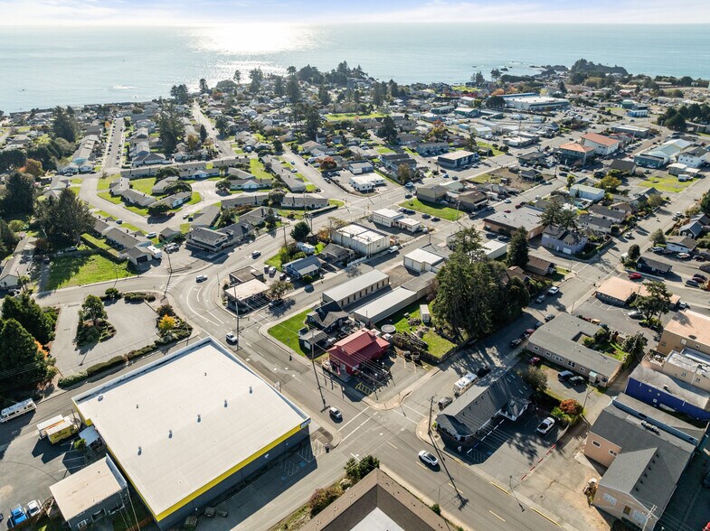 More Photos Of 401 Oak St, Brookings Specialty For Sale