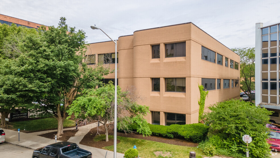 Primary Photo Of 301 W 1st St, Dayton Medical For Sale