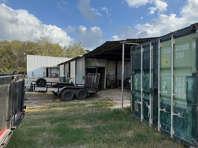 More Photos Of 18126 County 125 rd, Pearland Warehouse For Sale