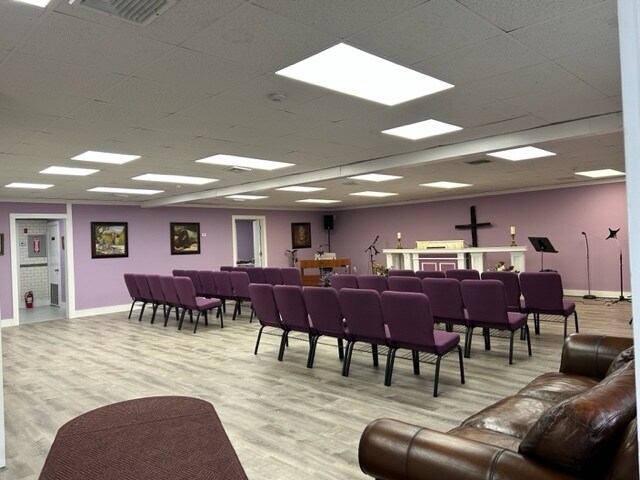 More Photos Of 4482 Middle Country Rd, Calverton Medical For Lease