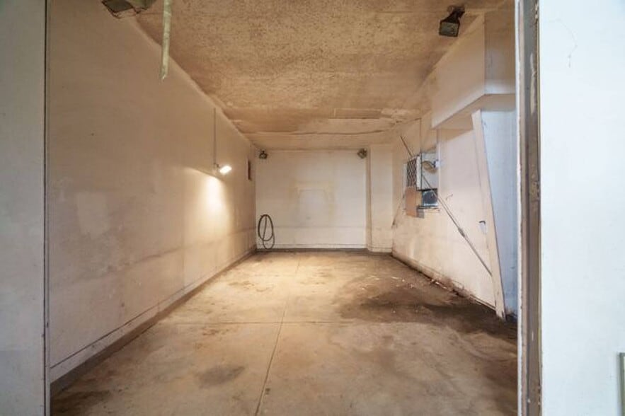 More Photos Of 210 W Main St, Hartford Freestanding For Sale