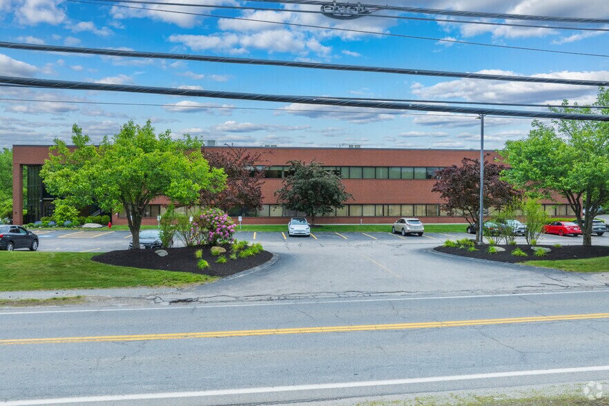 More Photos Of 95 Billerica Ave, North Billerica Light Manufacturing For Lease