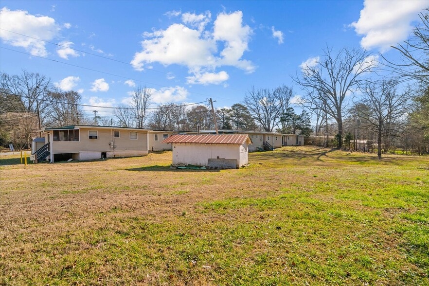 More Photos Of 3950 S Dixie Rd, Dalton Apartments For Sale