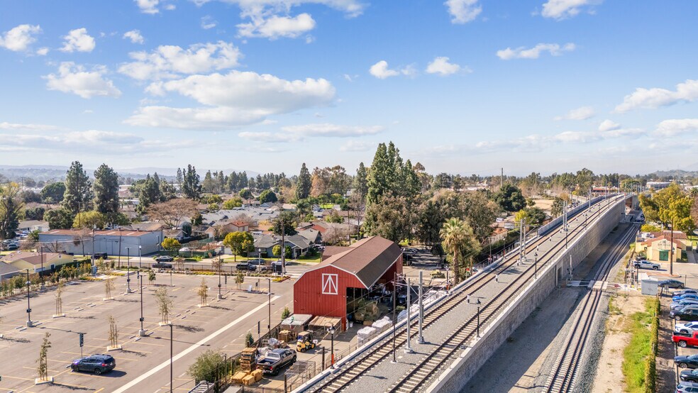 More Photos Of 150 S Monte Vista Ave, San Dimas Loft Creative Space For Sale