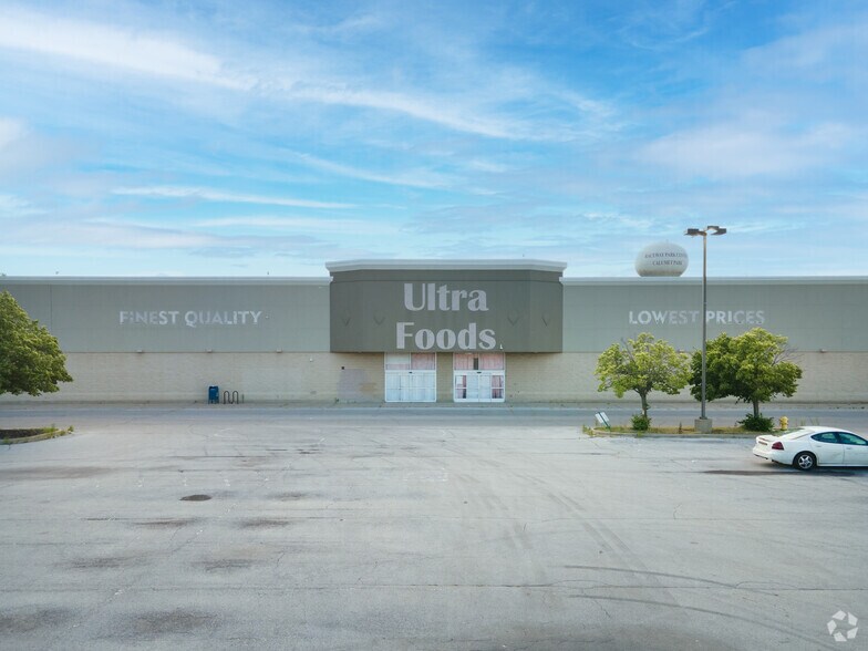 More Photos Of 13001-13085 S Ashland Ave, Calumet Park Unknown For Lease